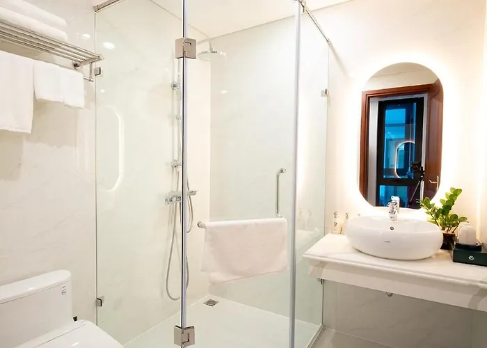 Danitel 4* Hạ Long