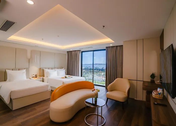 Khách sạn Danitel 4*