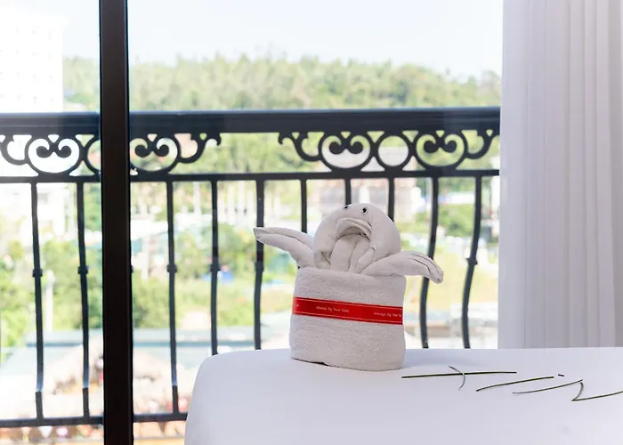 Danitel Khách sạn 4*